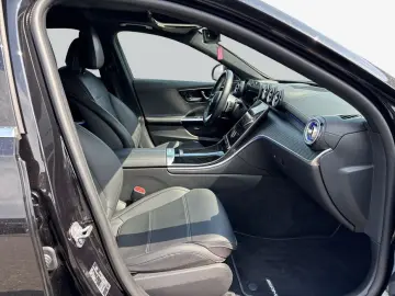 MERCEDES-BENZ C 300 4Matic AMG Sitzklima HuD Pano Dig.Light