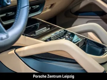 Porsche Cayenne E-Hybrid Black Edition
