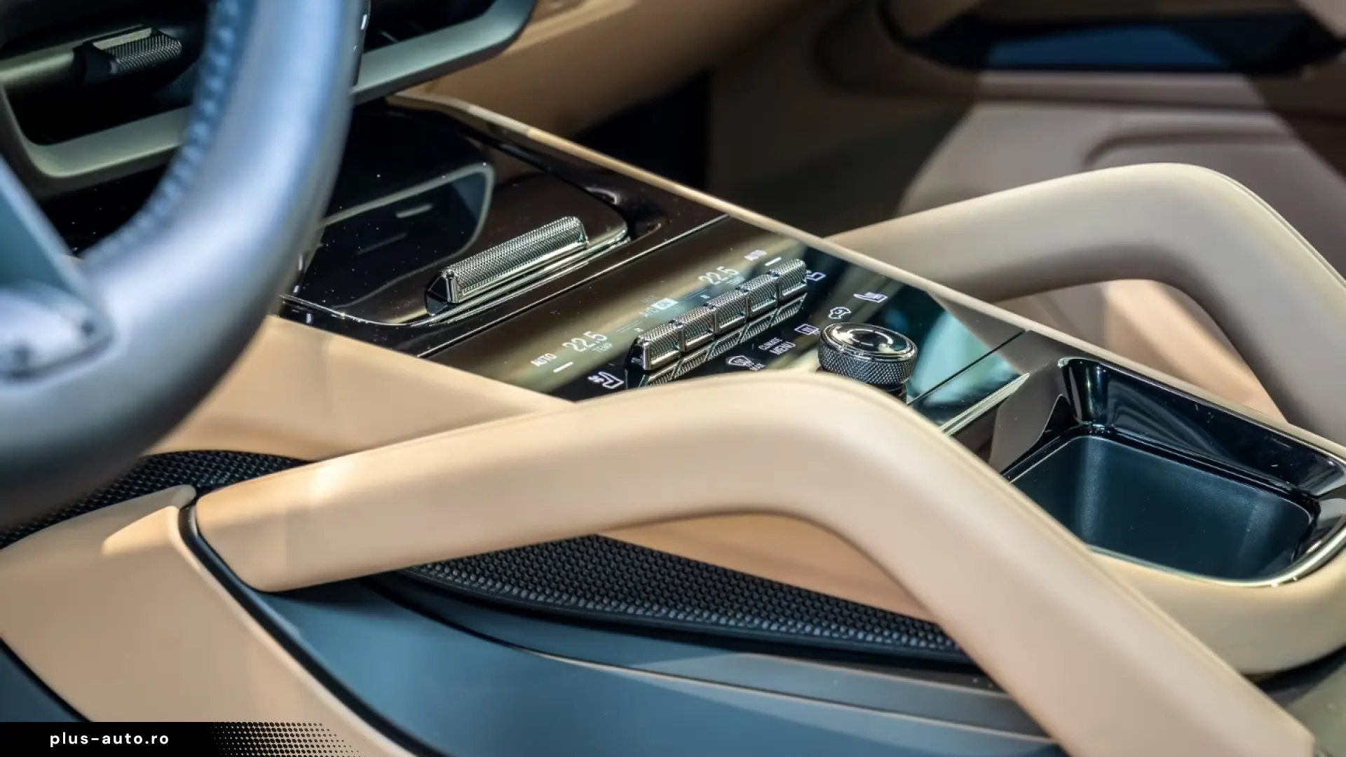 Porsche Cayenne E-Hybrid Black Edition
