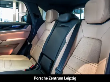 Porsche Cayenne E-Hybrid Black Edition