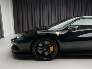 Ferrari 296 GTS