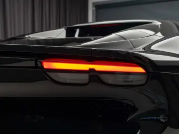Ferrari 296 GTS