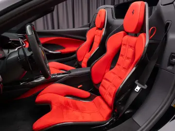 Ferrari 296 GTS
