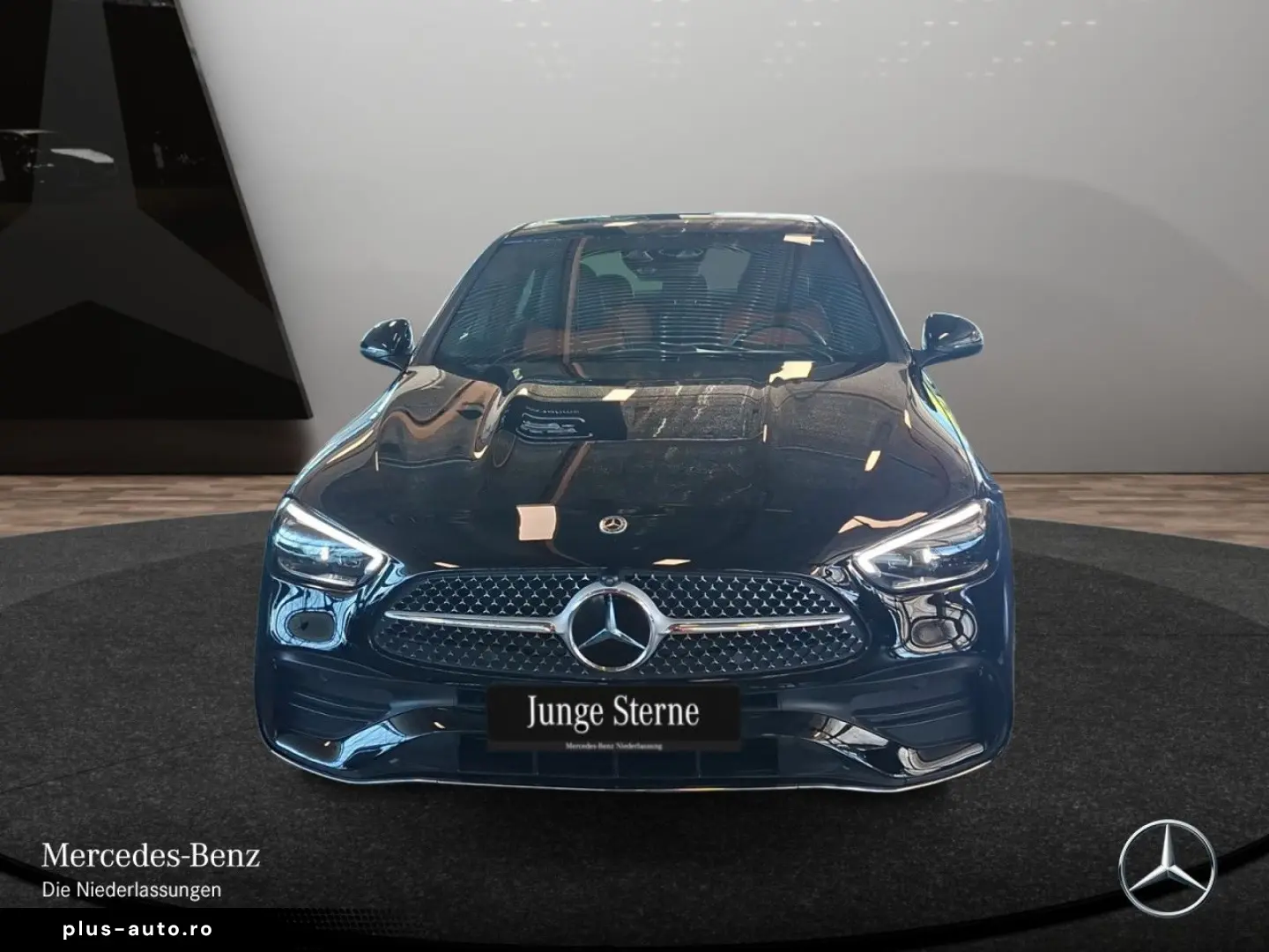 MERCEDES-BENZ C 300 d 4M AMG Pano AHK Distr Sthzg 360  Sound