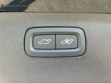 VOLVO XC90 B5 AWD UltraBright 360 Massage Ventilation