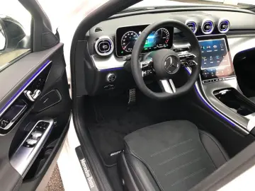 MERCEDES-BENZ C 400 e 4MATIC AMG  AMG 18Z Night Panorama AHK