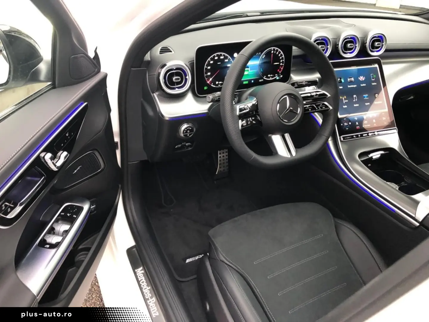 MERCEDES-BENZ C 400 e 4MATIC AMG  AMG 18Z Night Panorama AHK