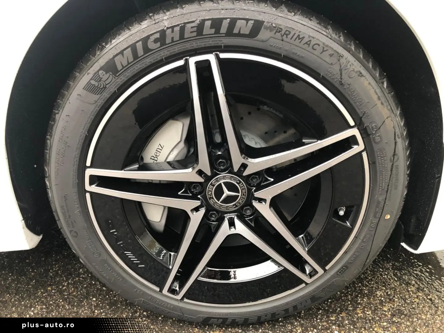 MERCEDES-BENZ C 400 e 4MATIC AMG  AMG 18Z Night Panorama AHK