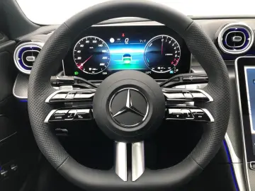 MERCEDES-BENZ C 400 e 4MATIC AMG  AMG 18Z Night Panorama AHK