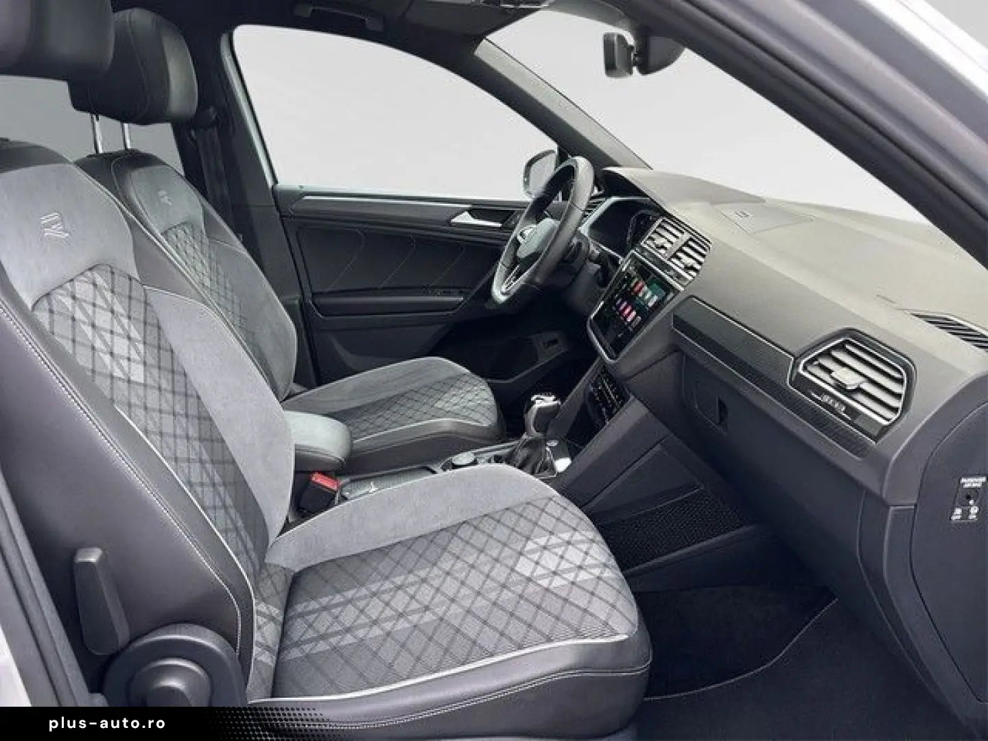 VW Tiguan 2.0 TDI DSG 200 PS 4M  R-LINE PANO 360 AH