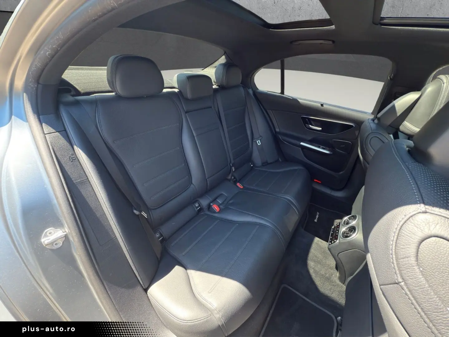 MERCEDES-BENZ C 300d 4M AMG MBEAM Pano 360 Massage D&hellip;