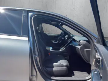 MERCEDES-BENZ C 300d 4M AMG MBEAM Pano 360 Massage D…