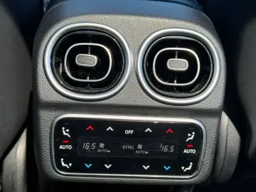 MERCEDES-BENZ C 300d 4M AMG MBEAM Pano 360 Massage D…