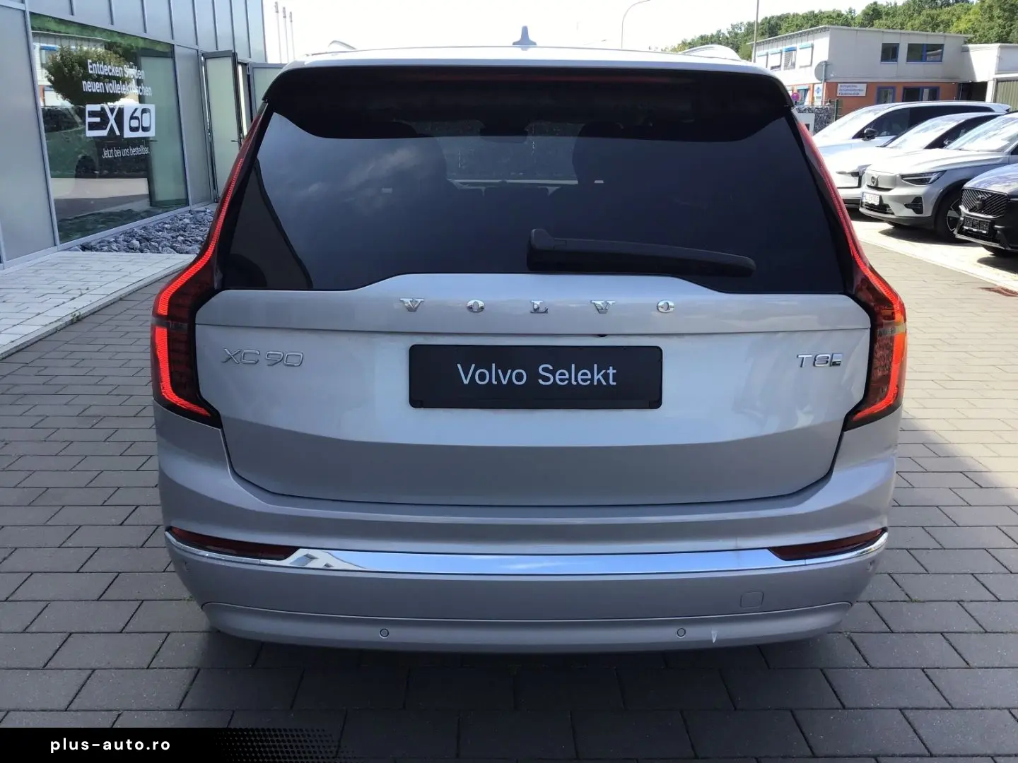 VOLVO XC90 T8 PlusBright Ventilation AirSusp B&W 360