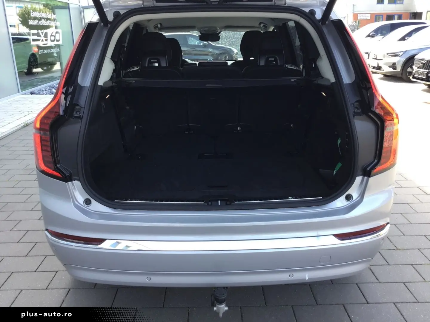 VOLVO XC90 T8 PlusBright Ventilation AirSusp B&W 360
