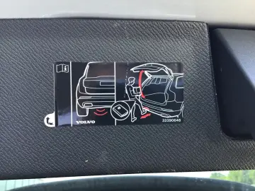 VOLVO XC90 T8 PlusBright Ventilation AirSusp B&W 360