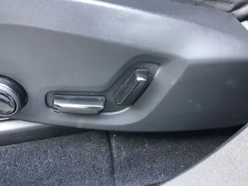 VOLVO XC90 T8 PlusBright Ventilation AirSusp B&W 360