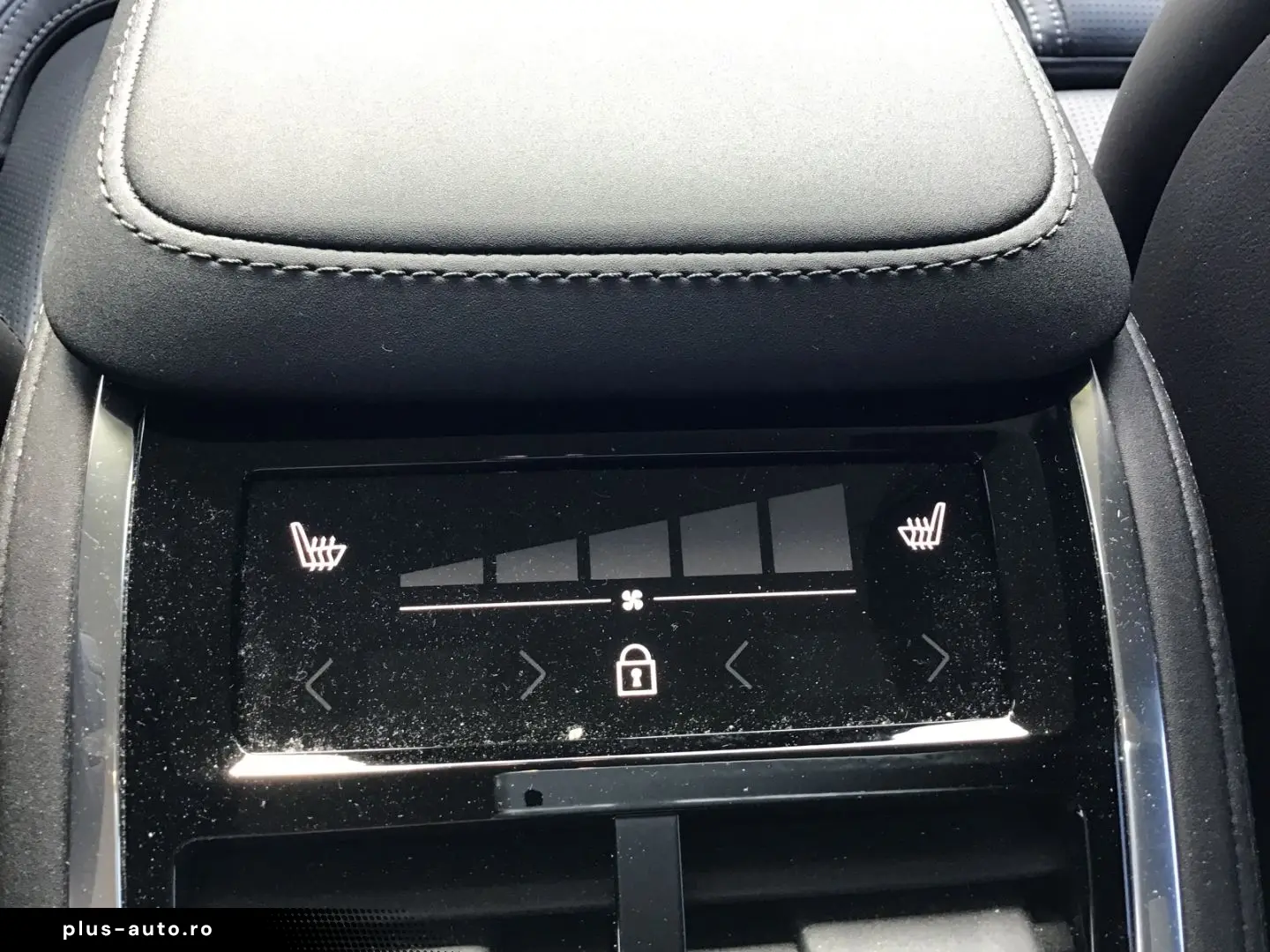 VOLVO XC90 T8 PlusBright Ventilation AirSusp B&W 360