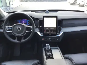 VOLVO XC90 T8 PlusBright Ventilation AirSusp B&W 360