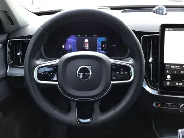 VOLVO XC90 T8 PlusBright Ventilation AirSusp B&W 360