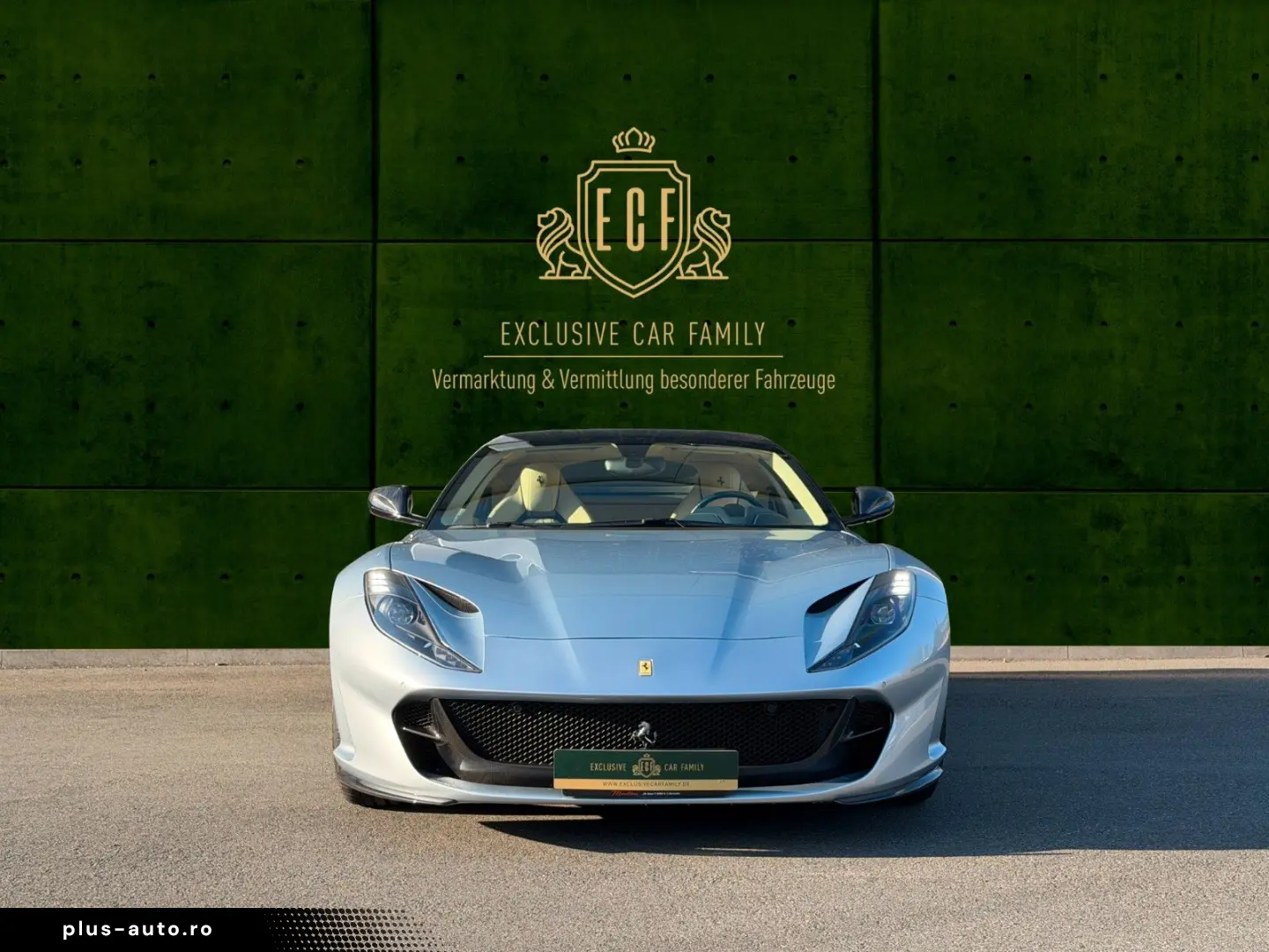 FERRARI 812 Superfast - LIFT- Carbon - Passager Display