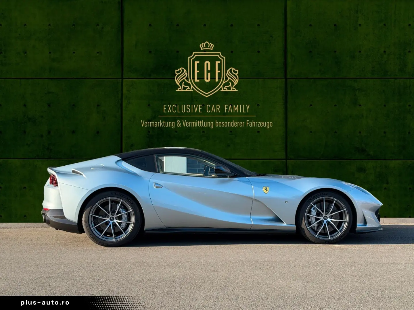 FERRARI 812 Superfast - LIFT- Carbon - Passager Display