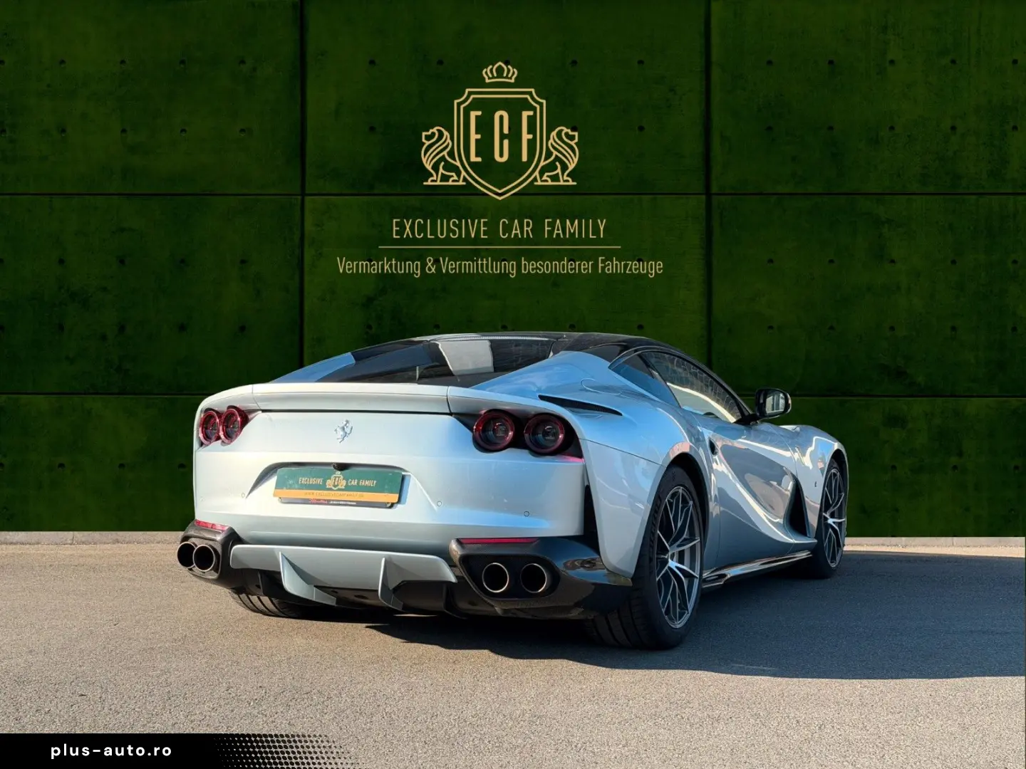 FERRARI 812 Superfast - LIFT- Carbon - Passager Display