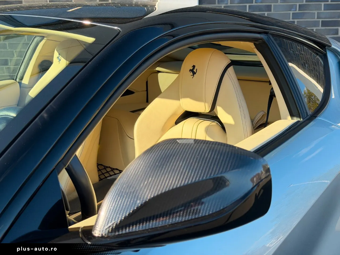 FERRARI 812 Superfast - LIFT- Carbon - Passager Display