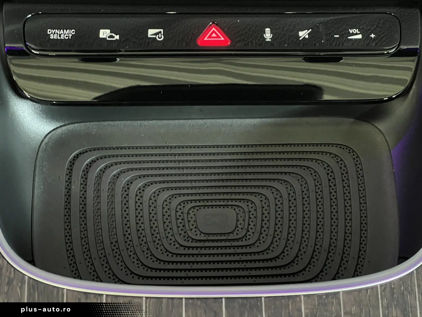 MERCEDES-BENZ CLA 250  EQ Premium Pano MultiBeam Massage