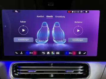 MERCEDES-BENZ CLA 250  EQ Premium Pano MultiBeam Massage