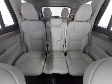 VOLVO XC90 T8 AWD UltraDark Massage Ventilation