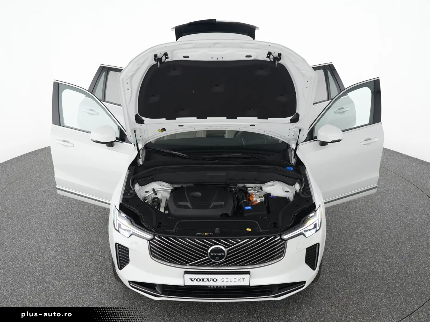 VOLVO XC90 T8 AWD UltraDark Massage Ventilation