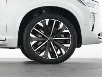 VOLVO XC90 T8 AWD UltraDark Massage Ventilation