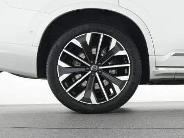 VOLVO XC90 T8 AWD UltraDark Massage Ventilation