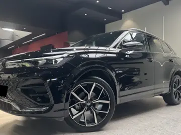 Volkswagen Tiguan 1.5 eTSI