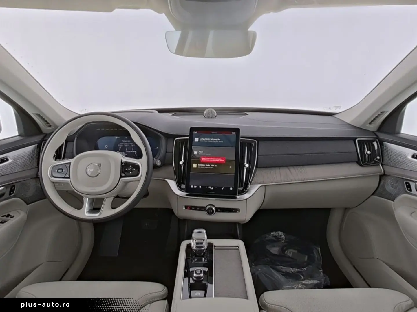 VOLVO XC90 T8 PlusBright Ventilation B&W 360