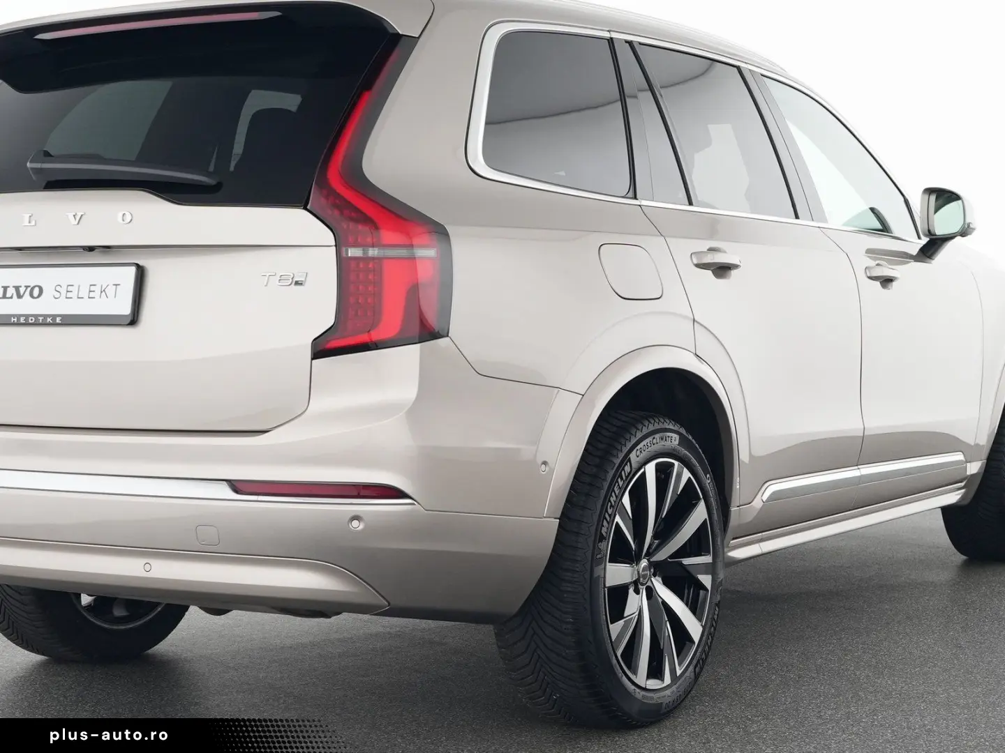 VOLVO XC90 T8 UltraBright Massage Ventilation B&W 360