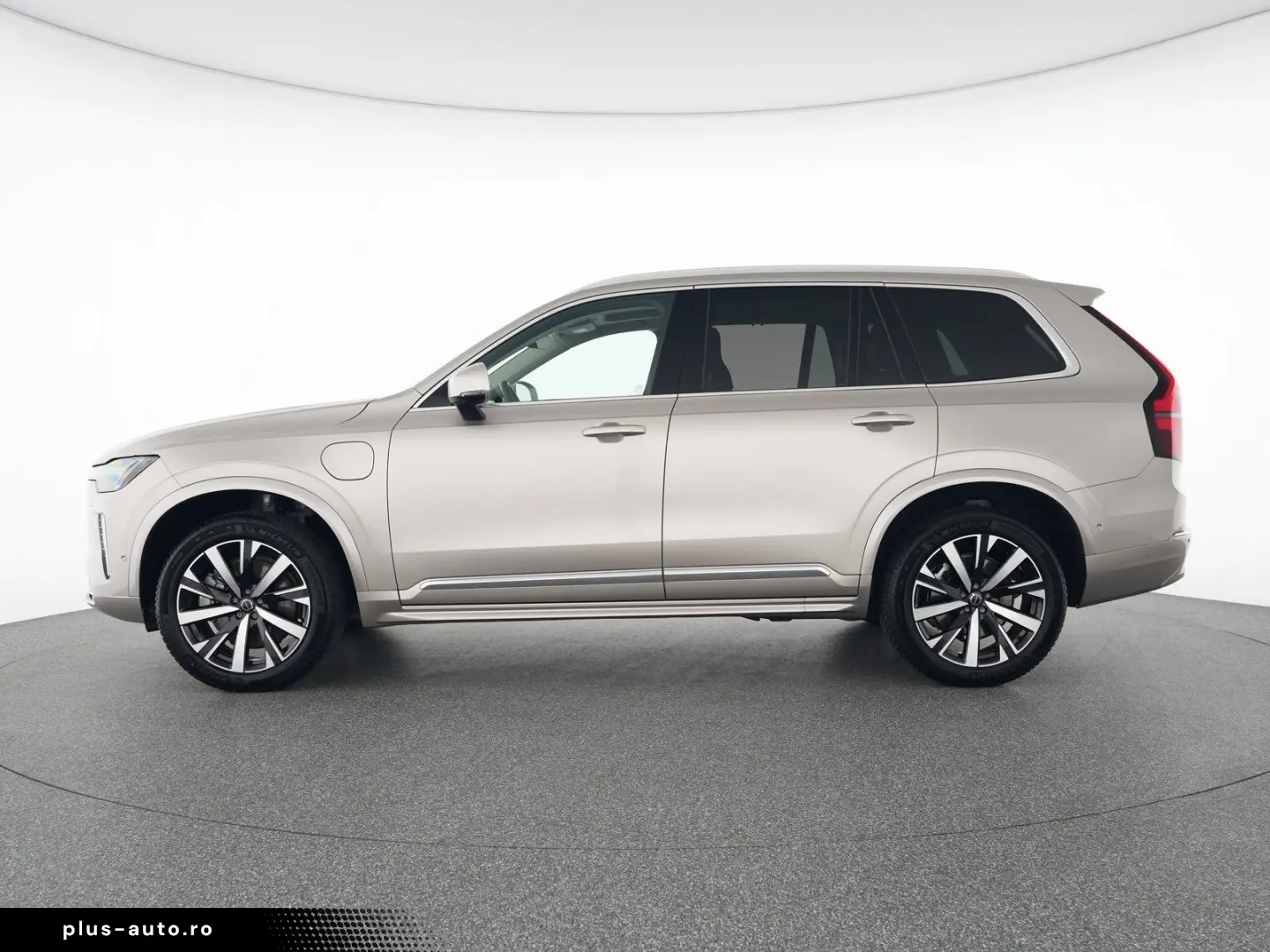 VOLVO XC90 T8 UltraBright Massage Ventilation B&W 360