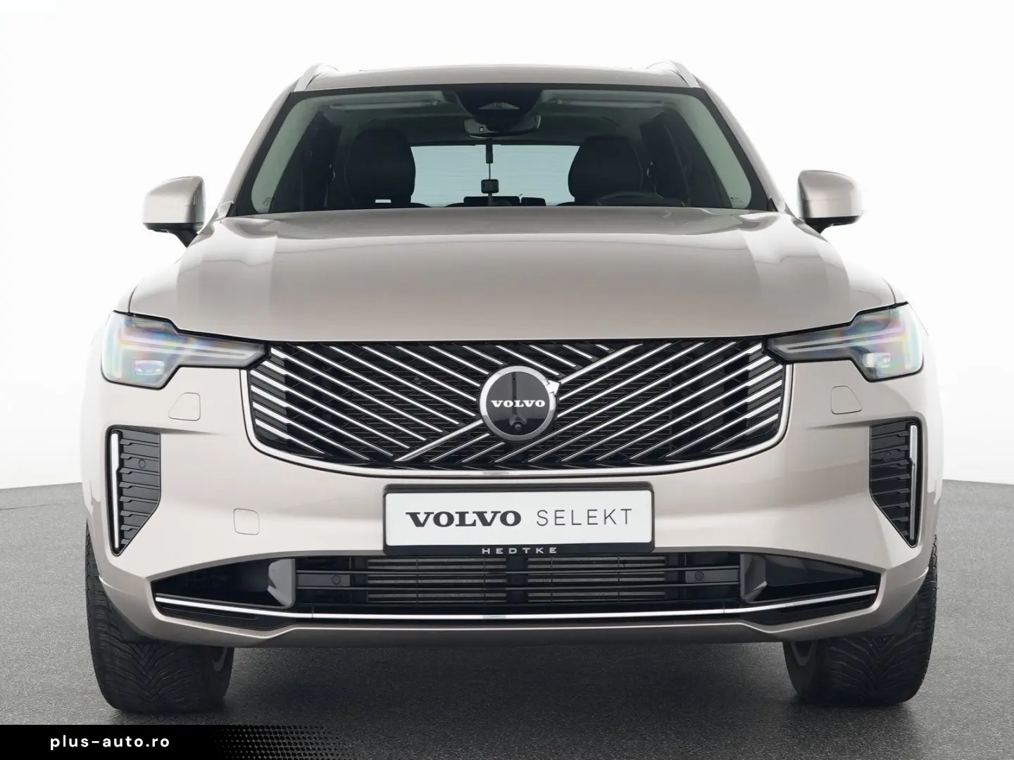 VOLVO XC90 T8 UltraBright Massage Ventilation B&W 360