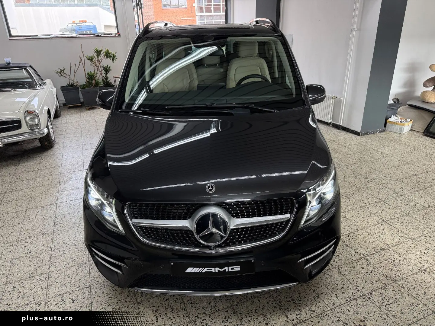 MERCEDES-BENZ V 300 d AMG Extralang