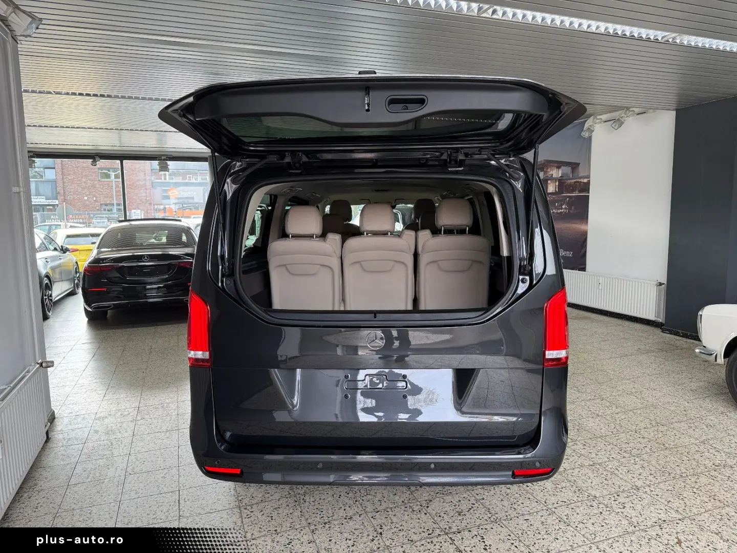 MERCEDES-BENZ V 300 d AMG Extralang