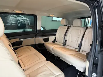 MERCEDES-BENZ V 300 d AMG Extralang