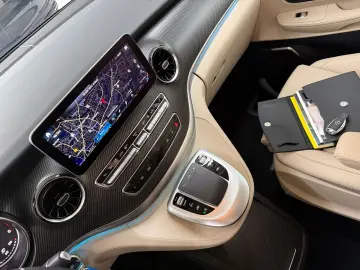 MERCEDES-BENZ V 300 d AMG Extralang