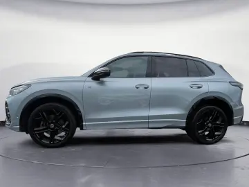 VW Tiguan R-Line 2.0 TDI 4M DSG PANO H&K STHZ 360
