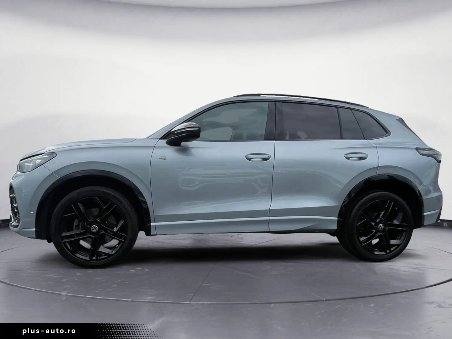 VW Tiguan R-Line 2.0 TDI 4M DSG PANO H&K STHZ 360