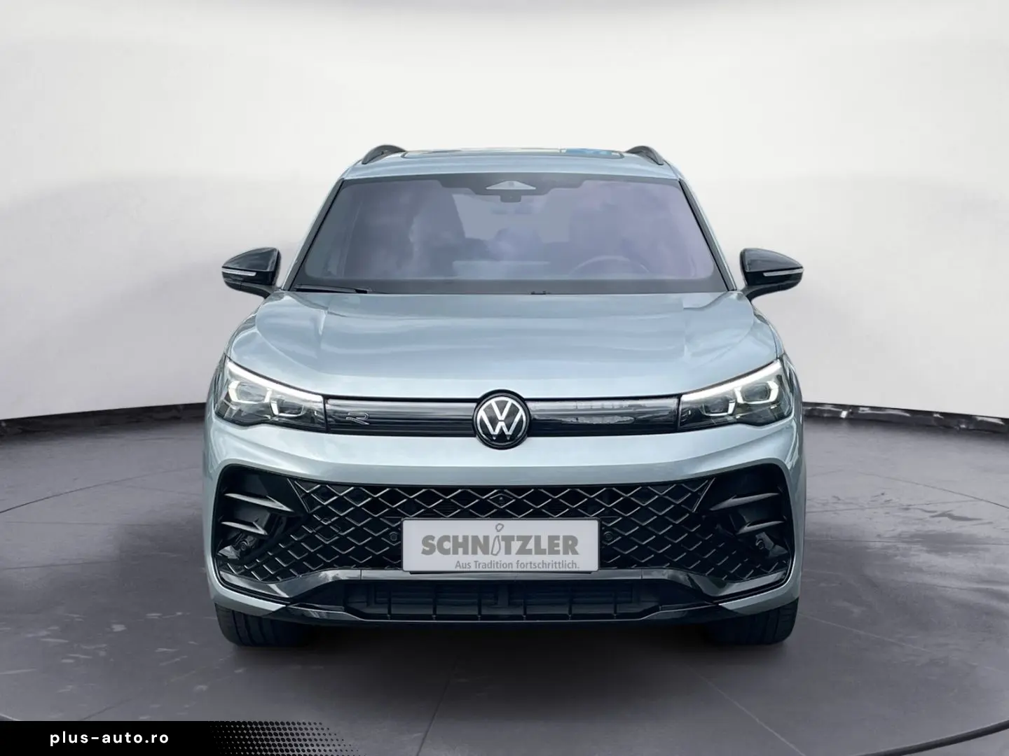 VW Tiguan R-Line 2.0 TDI 4M DSG PANO H&K STHZ 360