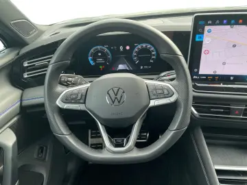 VW Tiguan R-Line 2.0 TDI 4M DSG PANO H&K STHZ 360
