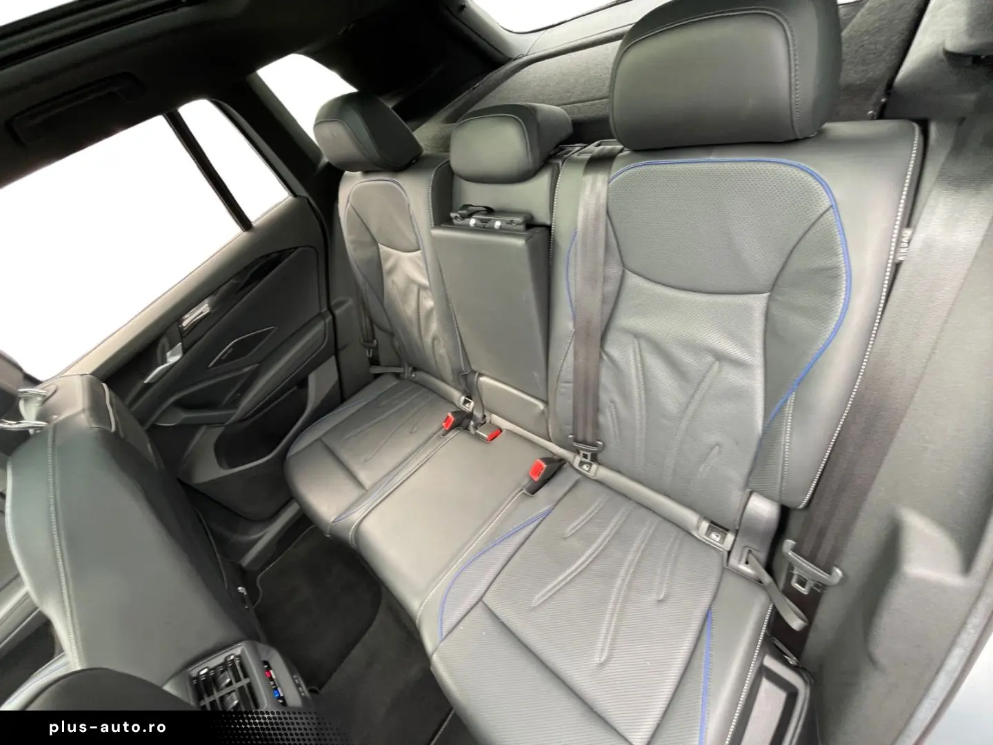 VW Tiguan R-Line 2.0 TDI 4M DSG PANO H&K STHZ 360
