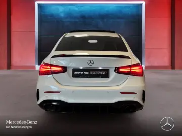 MERCEDES-BENZ A35 4M Lim AMG Prem  Night II Dist Pan…