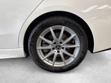 Mercedes-Benz C 180 Edition AMG PANO 360 NIGHT